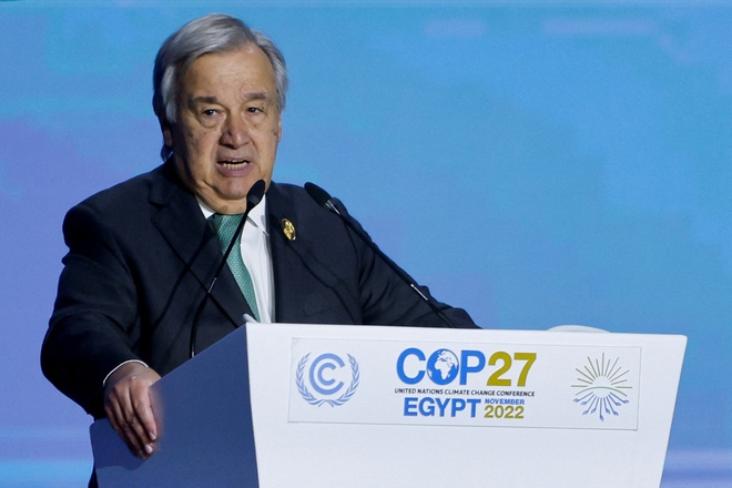 Tổng thư ký Liên Hợp Quốc Antonio Guterres ngày 7/11 tuyên bố các quốc gia sẽ phải lựa chọn: Hợp tác cắt giảm khí nhà kính hoặc buộc các thế hệ sau chịu đựng thảm họa khí hậu.