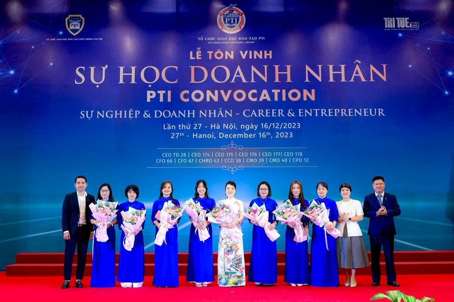 Lễ tôn vinh sự học Doanh Nhân Sự nghiệp và Doanh nhân lần thứ 27 tại PTI Hà Nội