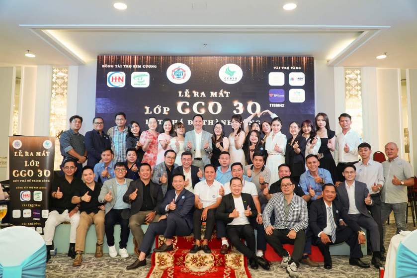 Lễ ra mắt lớp CCO - Giám đốc kinh doanh K30